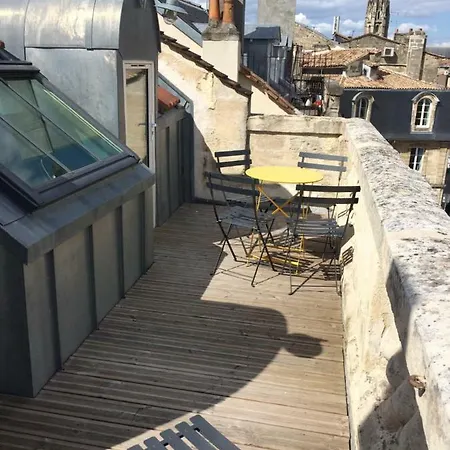Les Halles Et Hauteurs By Cocoonr Bordeaux Exterior photo